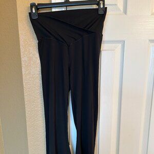 Aerie Offline Real Me Hi Rise Crossover Flare Leggings - Black - M